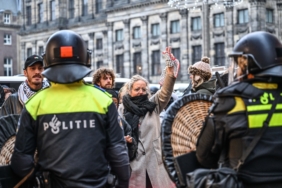 AA-20241110-36162031-36162022-DOZENS_ARRESTED_AT_DAM_SQUARE_IN_BANNED_DEMONSTRATION-1731305218.jpg