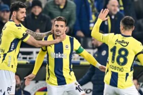 fenerbahce-sivasspor-u-4-0-yendi-18032343_8650_amp.jpg